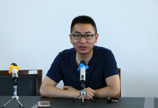 教科公司党委副书记开展毕业党课_meitu_1.jpg